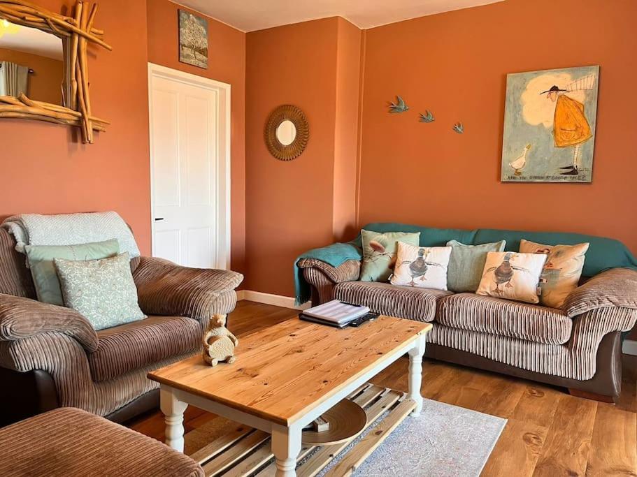 Blue Anchor House - Seaview, Hot Tub Apartments Esterno foto