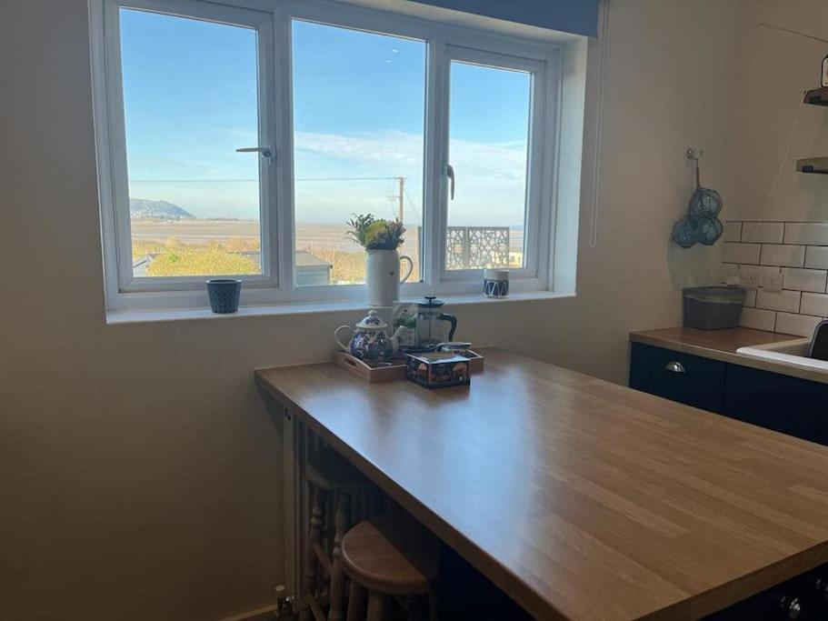 Blue Anchor House - Seaview, Hot Tub Apartments Esterno foto