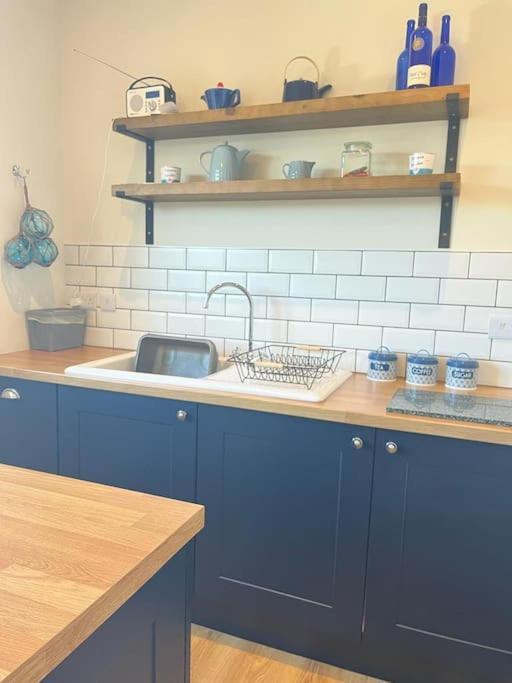 Blue Anchor House - Seaview, Hot Tub Apartments Esterno foto