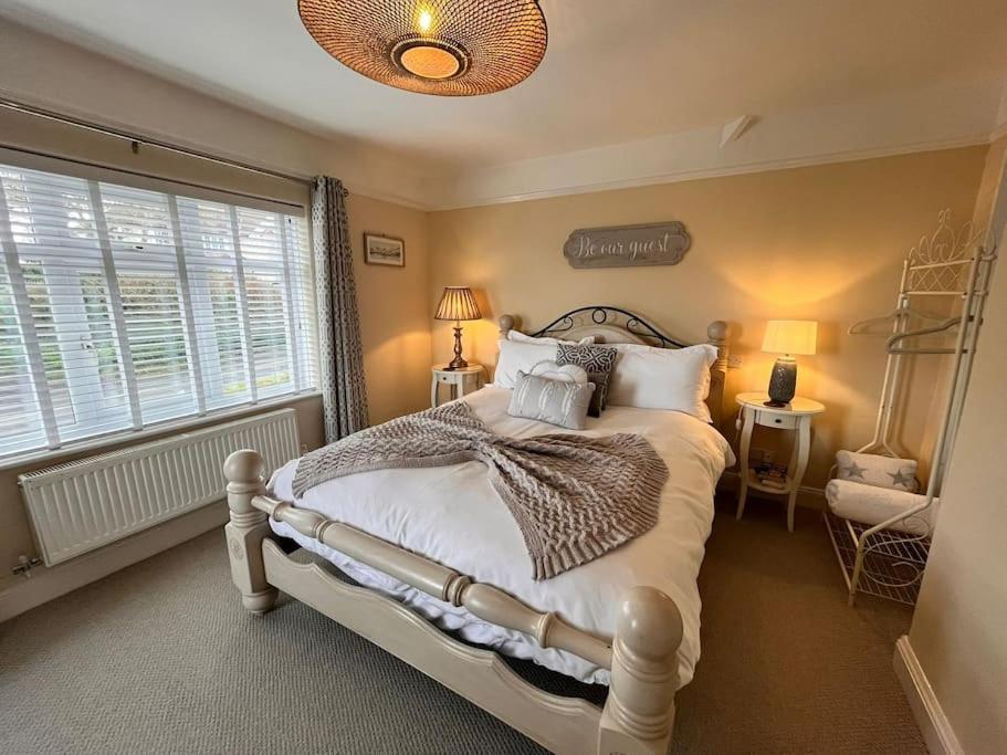 Blue Anchor House - Seaview, Hot Tub Apartments Esterno foto